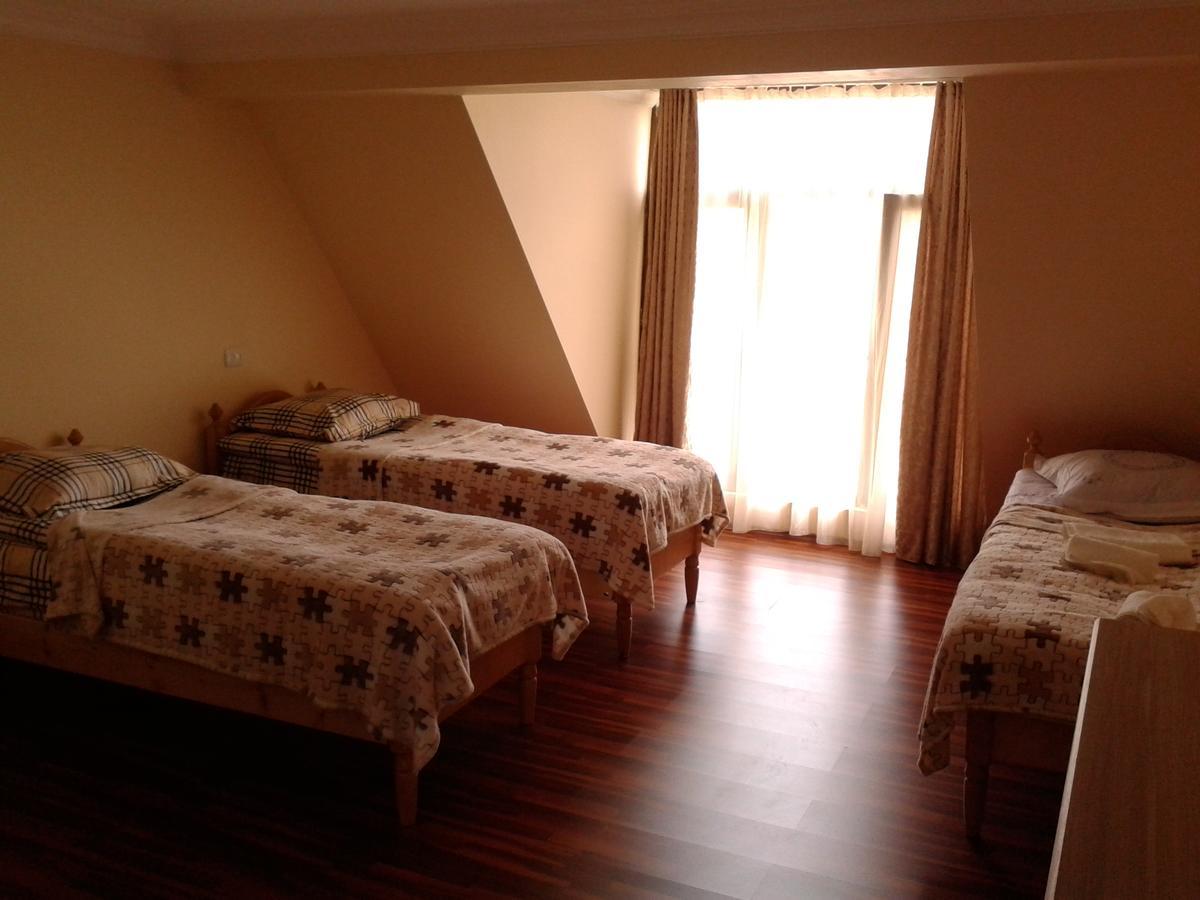 Mestiatour Guest House Exterior foto
